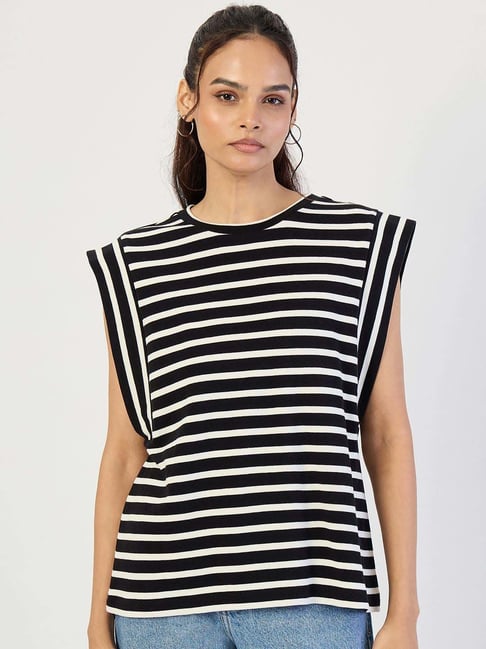 Femmella Black Cotton Regular Fit Striped T-Shirt