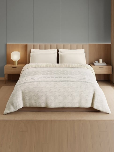 Spaces Cream Cotton Geometric 350 TC Double Quilt