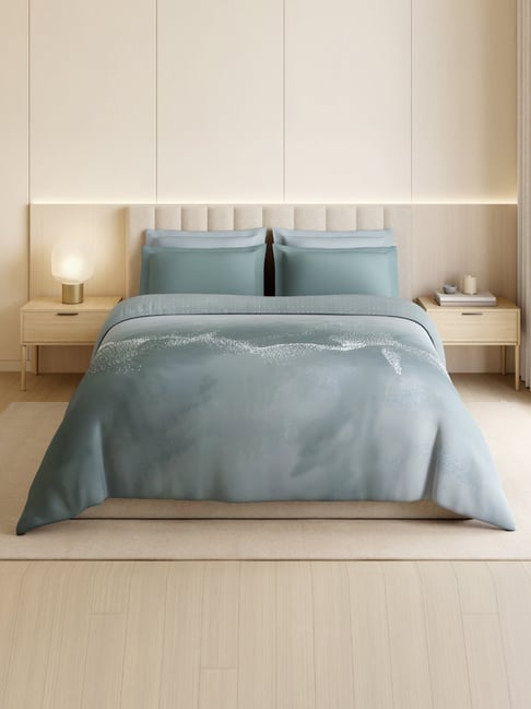 Spaces Light Teal Cotton Abstract 300 TC Double Quilt