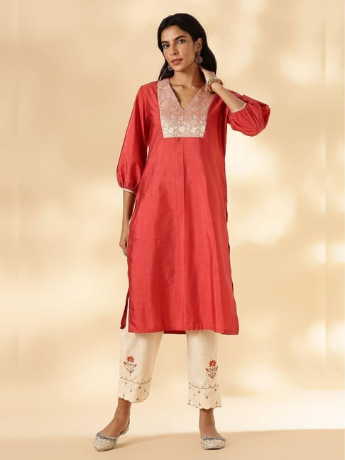 Abhishti Red Floral Kurta