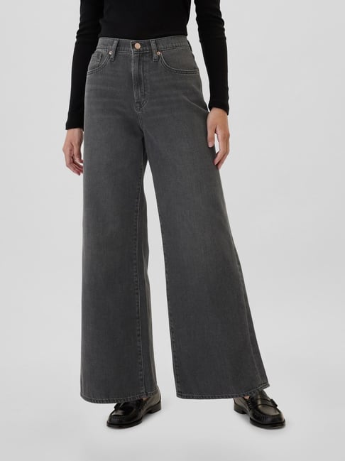 GAP Black Cotton Solid Jeans-picture-23