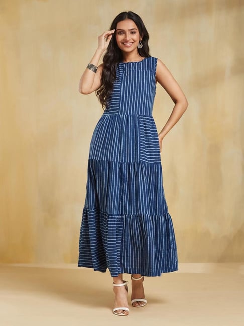 chinese dress ladies Buy Fabindia Women's Shift Cotton Maxi Dress (10487356_White/Blue_XL) at  Amazon.in main image 1