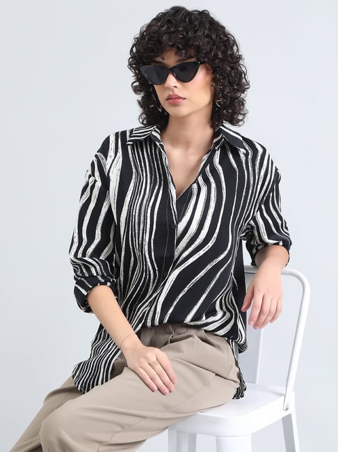 Showoffff Black Cotton Regular Fit Printed Shirt-picture-34