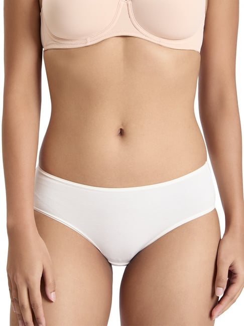 Triumph Ivory Hipster Panty