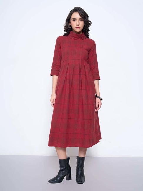 Akkriti By Pantaloons Red Regular Fit Checks Dress