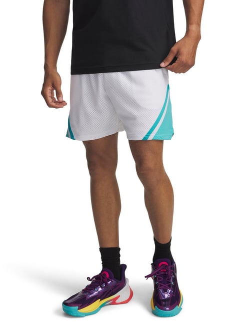 UNDER ARMOUR White Relaxed Fit Solid Mid Rise Curry Tour Mesh Shorts