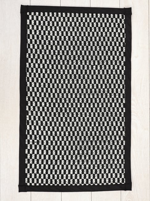 Ariana Black Cotton Anti-Skid Bathmat (50 X 76 Cm)