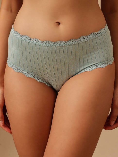 Clovia Green Cotton Regular Fit Self Pattern Panties