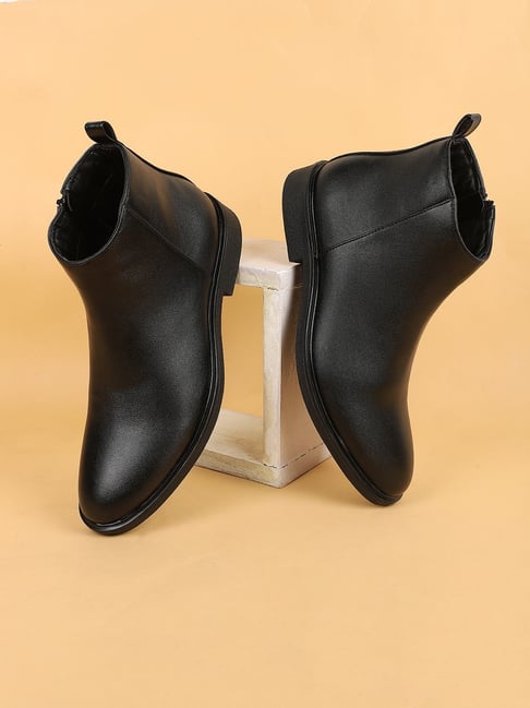Carlton London Men's Black Boots