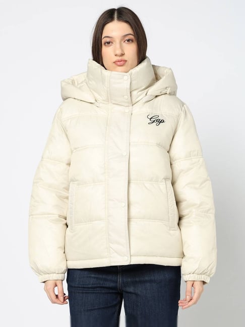 GAP Off White Solid Polyester Relaxed Fit Hooded Puffer Jacket