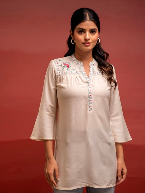 Juniper Off White Viscose Embroidered Three-Quarter Sleeves Tunic-picture-18