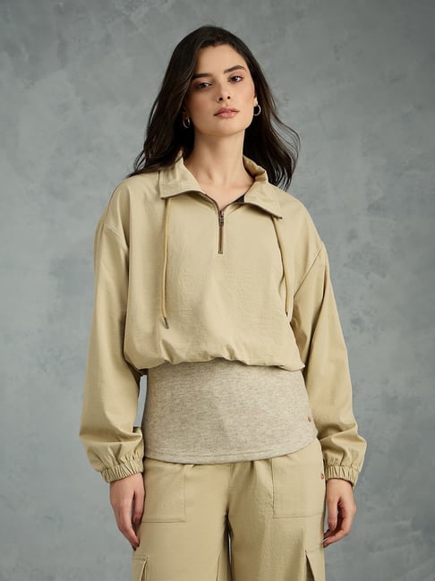 Iconic Women Beige Solid Collared Loose Fit Jacket-picture-36