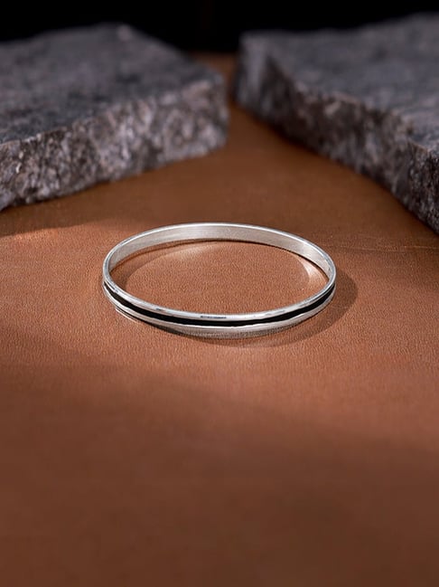 GIVA 925 Silver Veer Kada