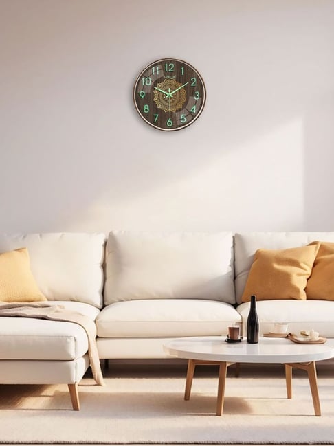 RANDOM Golden Plastic Silent Sweep Round Wall Clock-picture-41