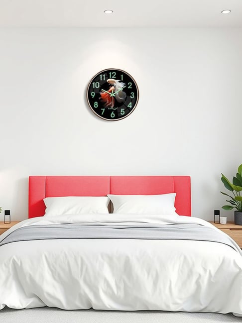 RANDOM Golden Plastic Round Wall Clock-picture-11