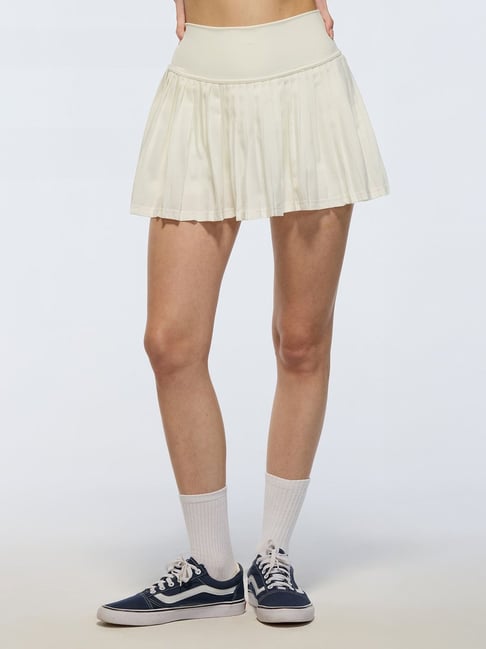 Cava Athleisure Ivory Polyester Skorts