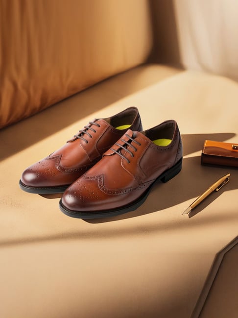 Florsheim Men's Hightown Tan & Light Brown Brogue Shoes