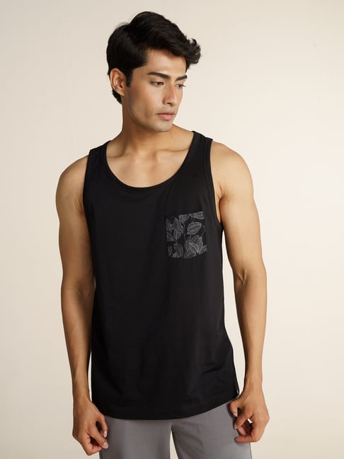 Damensch Black Cotton Printed Regular Fit Vest