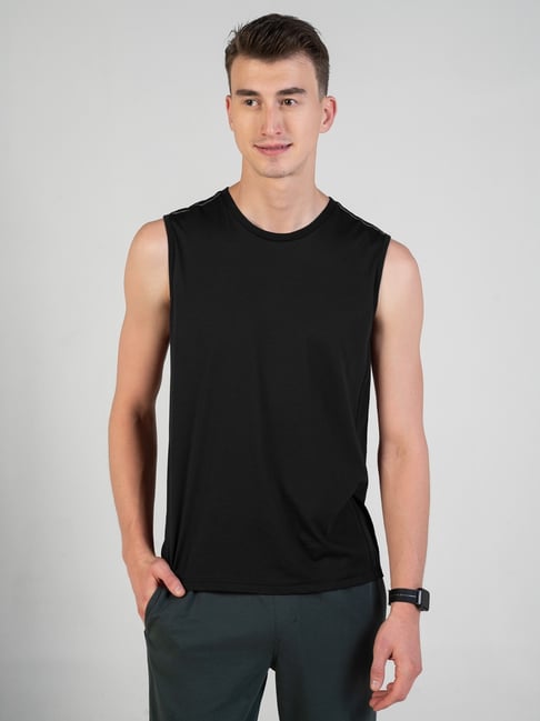 Damensch Black Cotton Regular Fit Vest