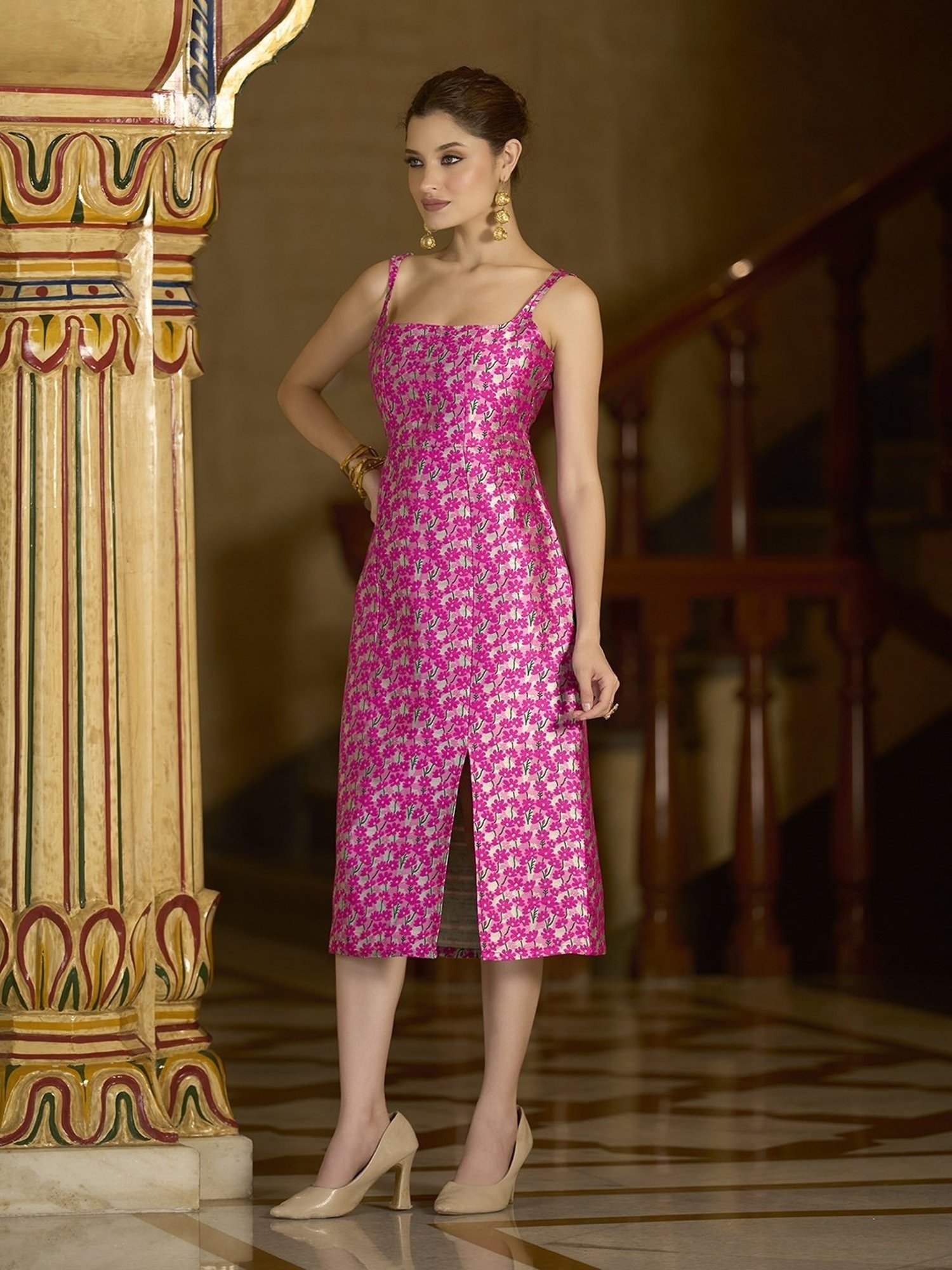 PURVAJA Pink Jacquard Floral Print Bodycon Dress