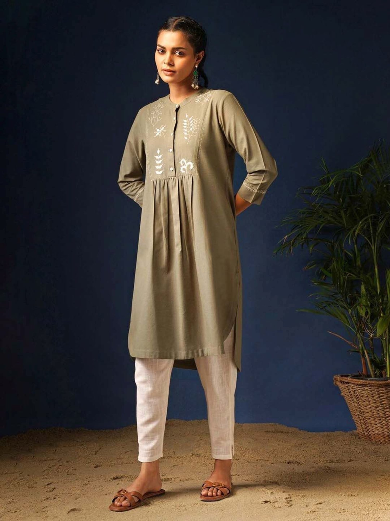 Jaypore Olive Green Desert Embroidered Straight Fit Kurta