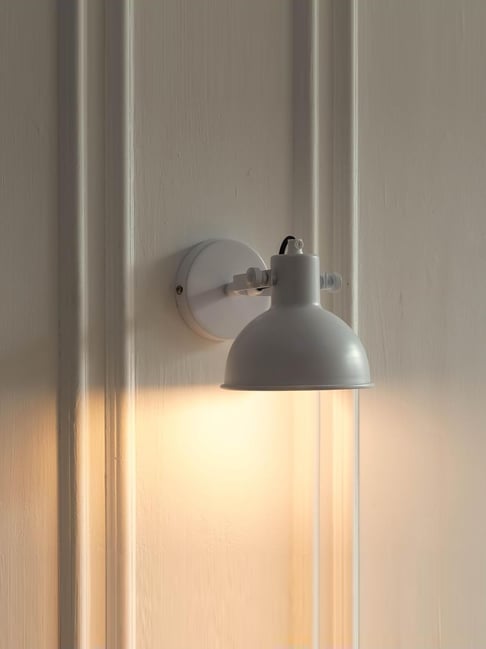 Divine Trends White Aluminium Focus Wall Lamp with Rotation Adjustment
