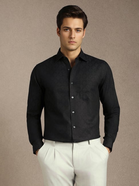 Louis Philippe Black Cotton Regular Fit Solid Shirt-picture-37