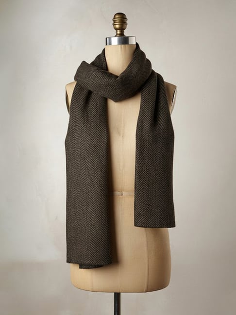 TrueBrowns Black Woollen Softness Stole
