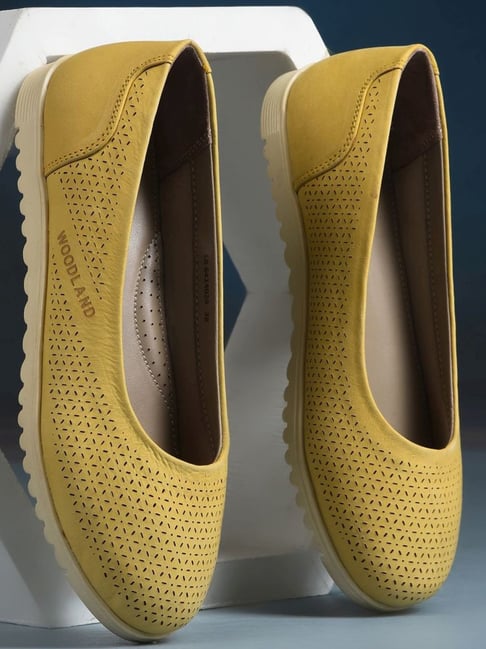 Woodland Women's LB 6414024 Mustard Flat Ballets-picture-45