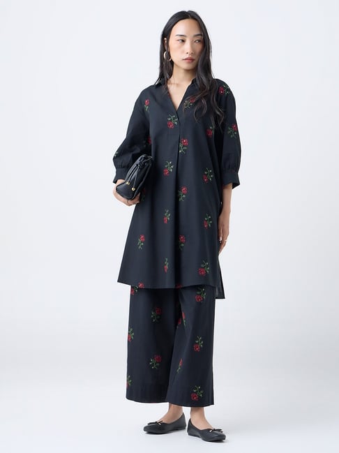 Utsa by Westside Black Floral Embroidered Cotton-Blend A-Line Kurta-picture-30