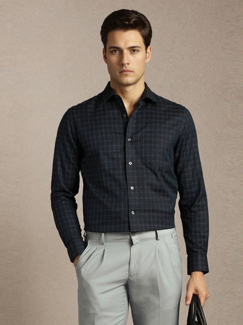 Louis Philippe Black Cotton Regular Fit Checks Shirt-picture-20