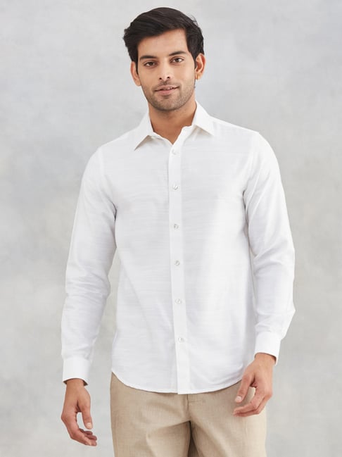 Fabindia White Slim Fit Solid Shirt-picture-23