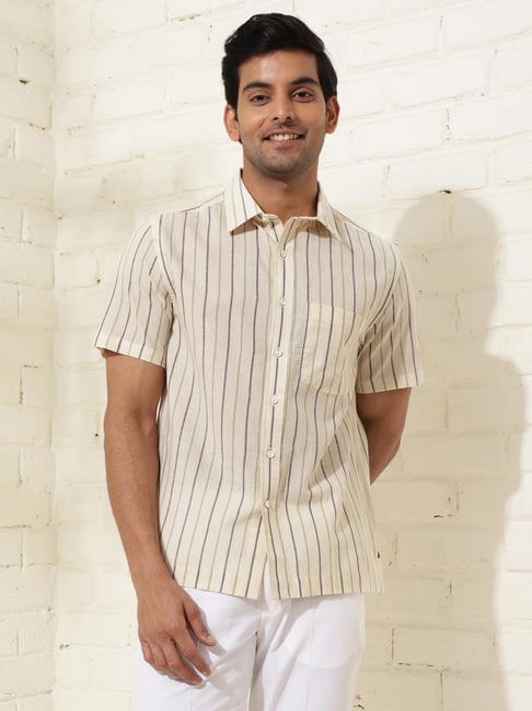 Fabindia Off White Straight Fit Striped Shirt-picture-27
