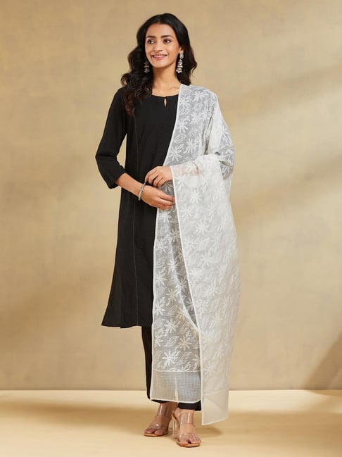 Fabindia White Embroidered Dupatta-picture-36