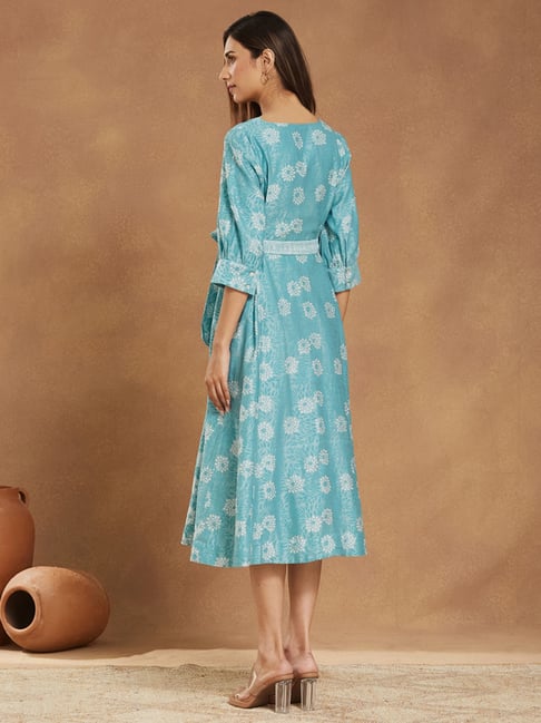chinese dress ladies Buy Fabindia Women's Blue Cotton Printed Maxi Dress Ankle Length  2112963BLUE at Amazon.in main image 1