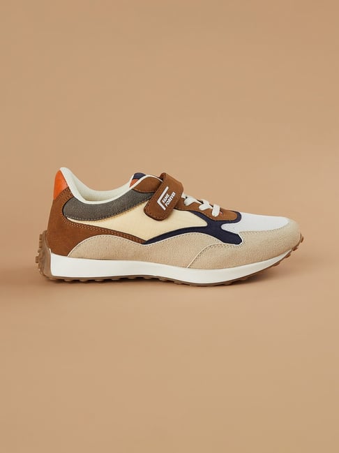 Fame Forever by Lifestyle Boys's Beige Sneakers