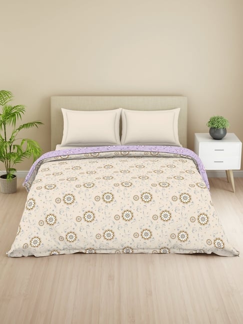 Welspun Lume Taupe Microfibre 100 GSM Geometric Double Quilt