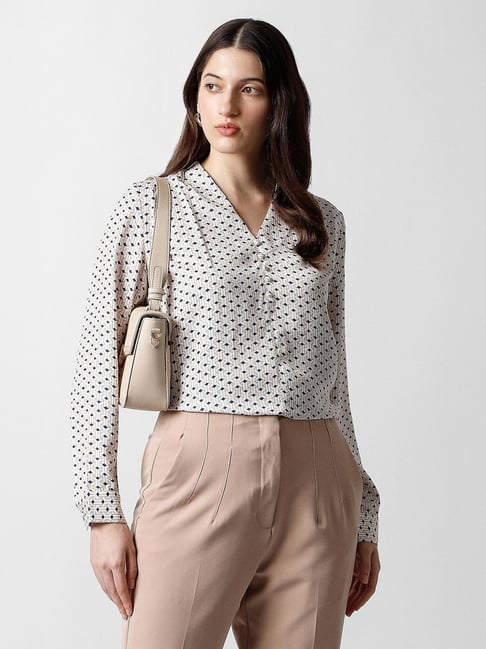 Van Heusen White Regular Fit Printed Top