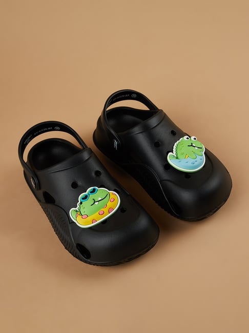 Fame Forever by Lifestyle Boys Black Solid Clogs