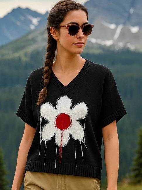 Bewakoof Women's Jet Black Oversized Sweater