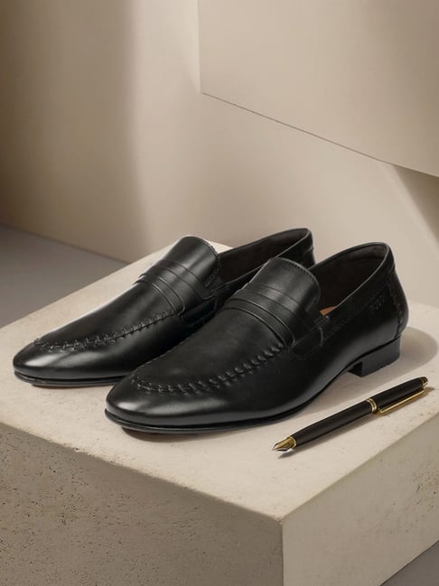 Ruosh Men's Scott Black Loafers