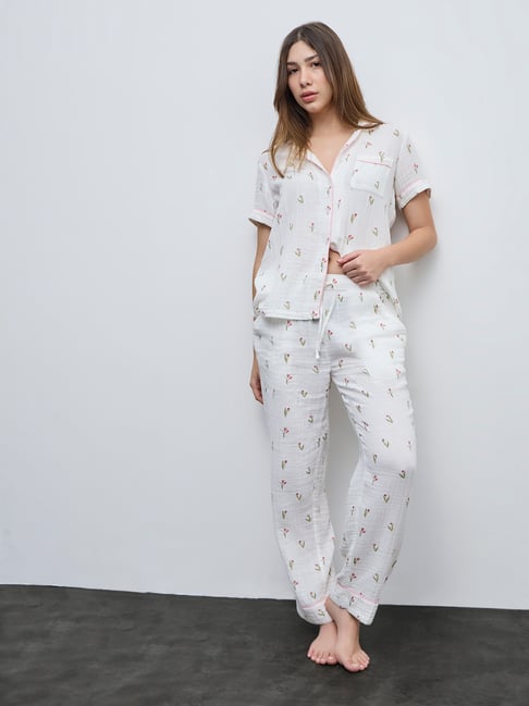 Wunderlove by Westside White Floral Printed Cotton Shirt and Pyjamas Set