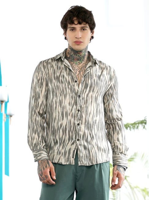 cahoot Campus Sutra Charcoal Grey & Off-White Contrast-Abstract Imprint Shirt-picture-28