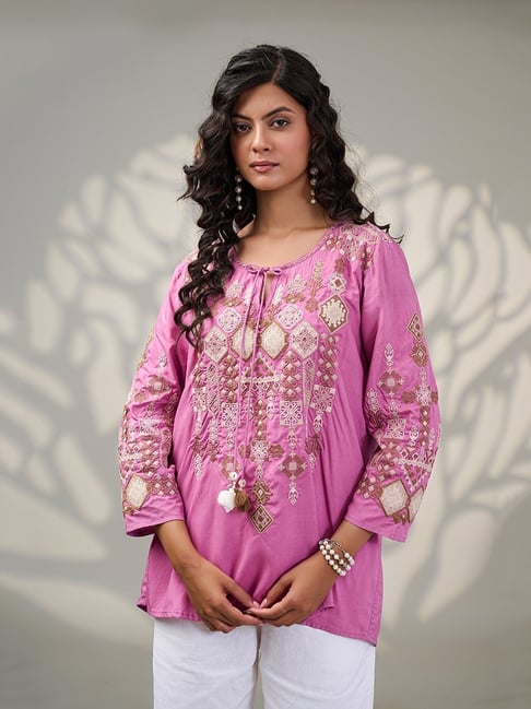 Zolo Label Magenta Color Cotton Embroidered Top