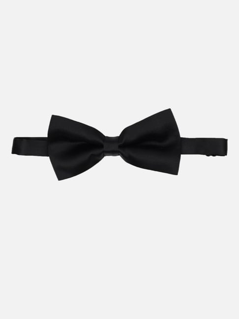 Van Heusen Black Bow Tie