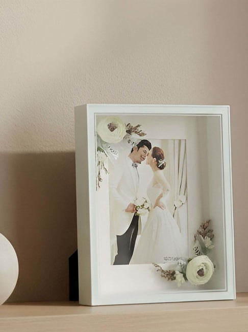 Art Street Valentine Gift Table White Others Photoframe With LED Light