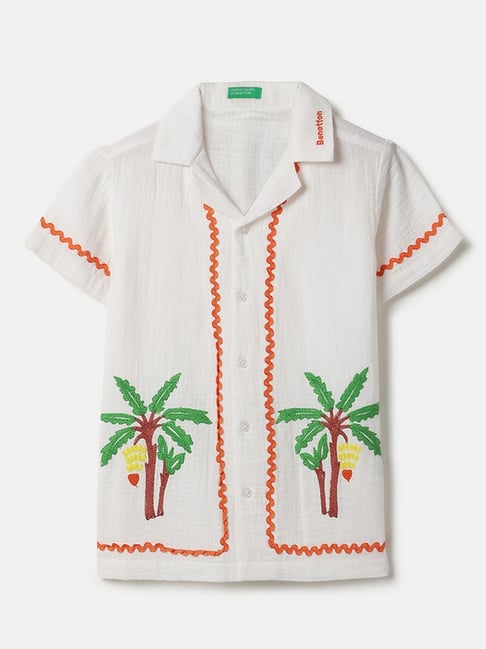 United Colors of Benetton Regular Fit Resort Collar Embroidered Rickrack Tape Shirt