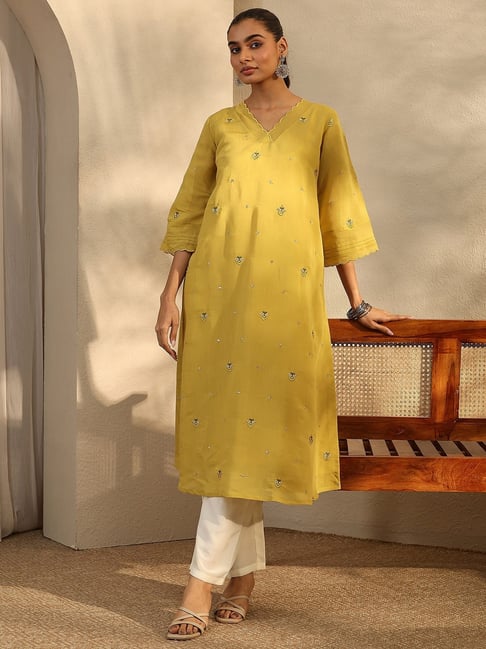 Libas Green Floral Motifs Embroidered A-Line Kurta and Lining-picture-32