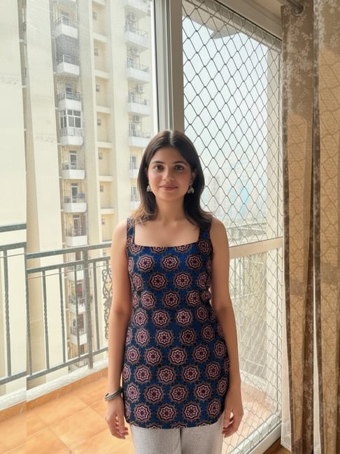 GoSriKi Blue Printed Kurti