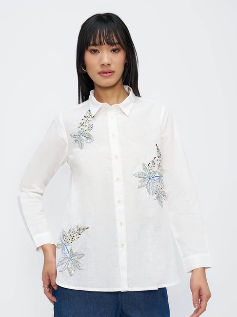 Akkriti By Pantaloons White Regular Fit Embroidered Shirt-picture-18